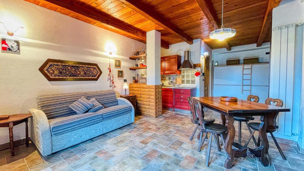 Appartamento Saint Claude - Affitti Brevi Italia Oulx Exterior foto