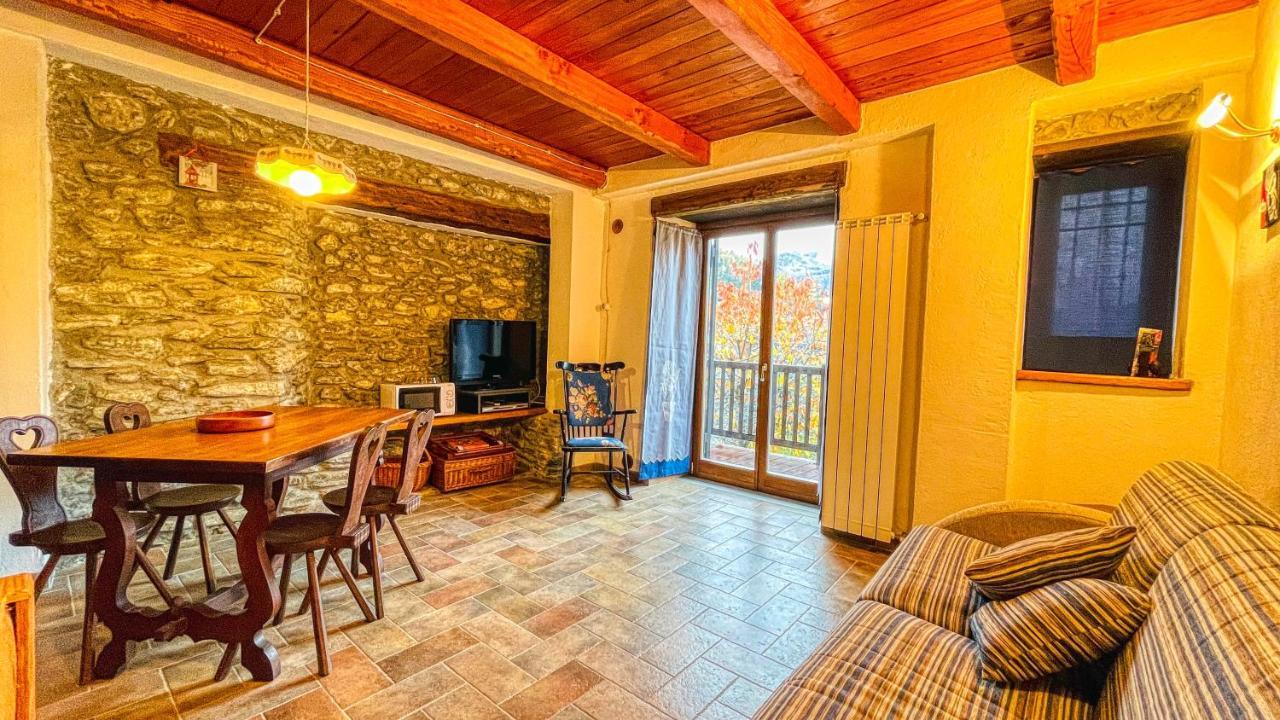 Appartamento Saint Claude - Affitti Brevi Italia Oulx Exterior foto